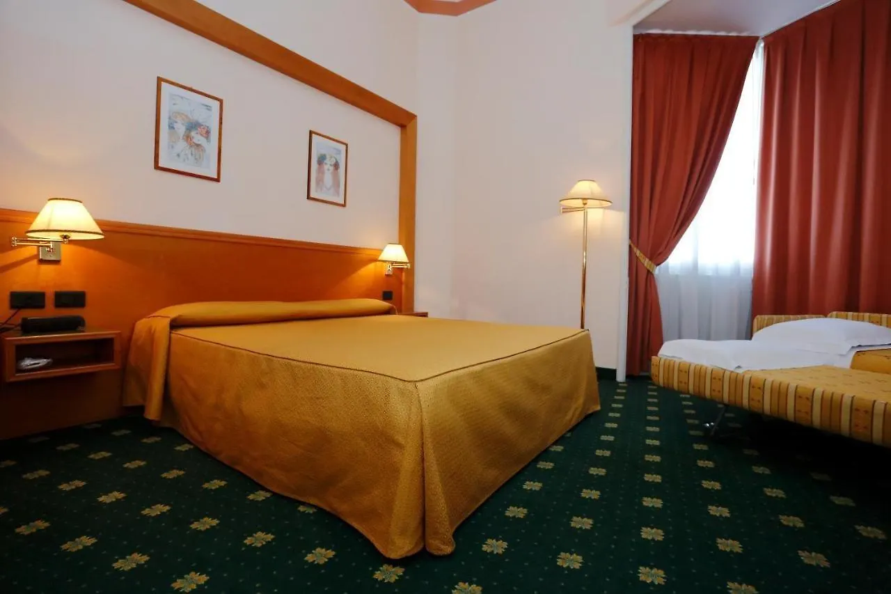 Hotel Estense Modena