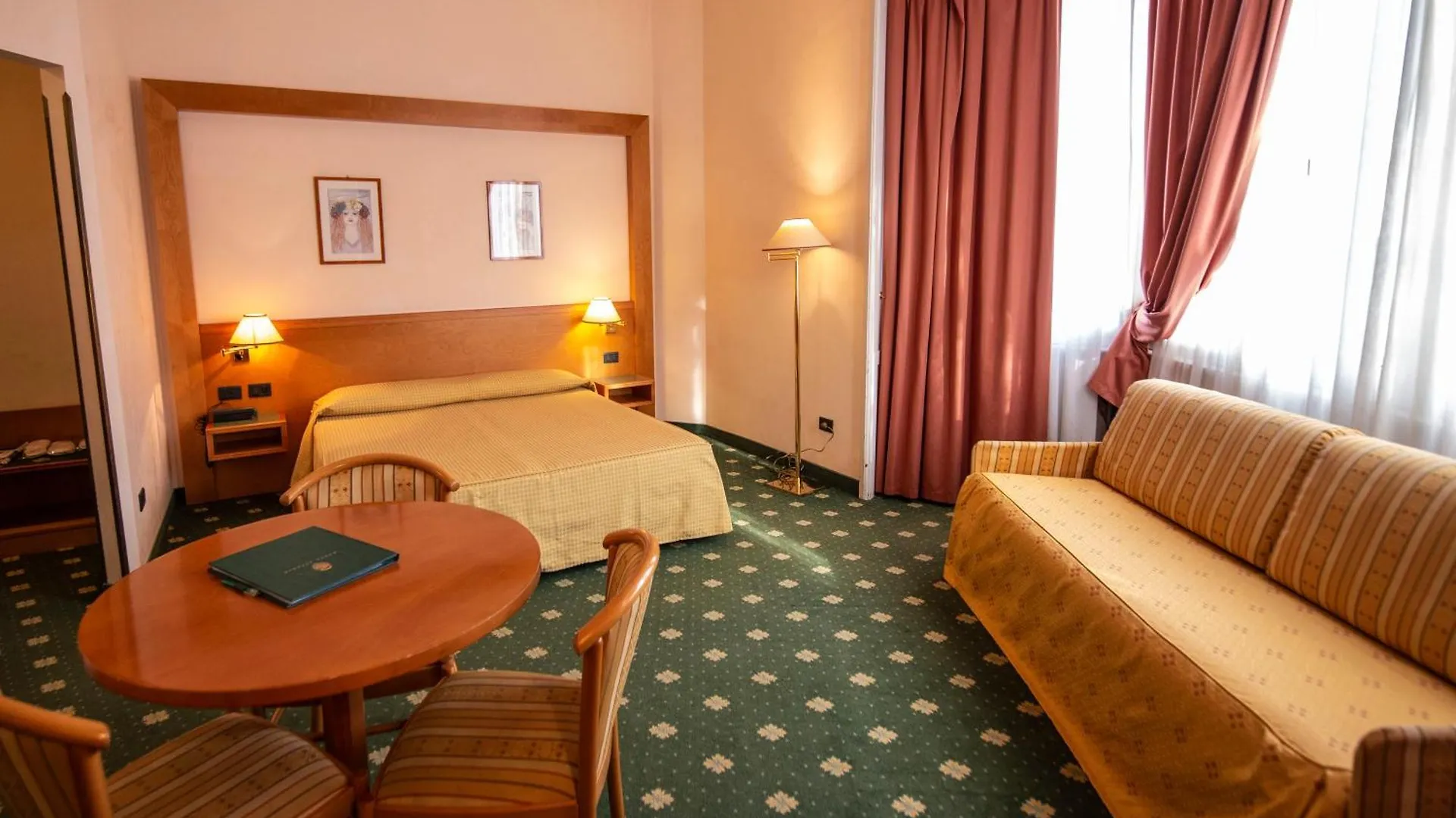 Hotel Estense Modena