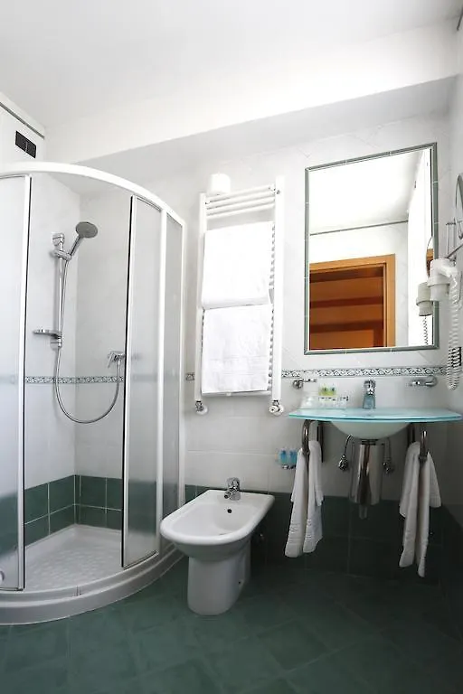 Hotel Estense Modena 3*,  Italy