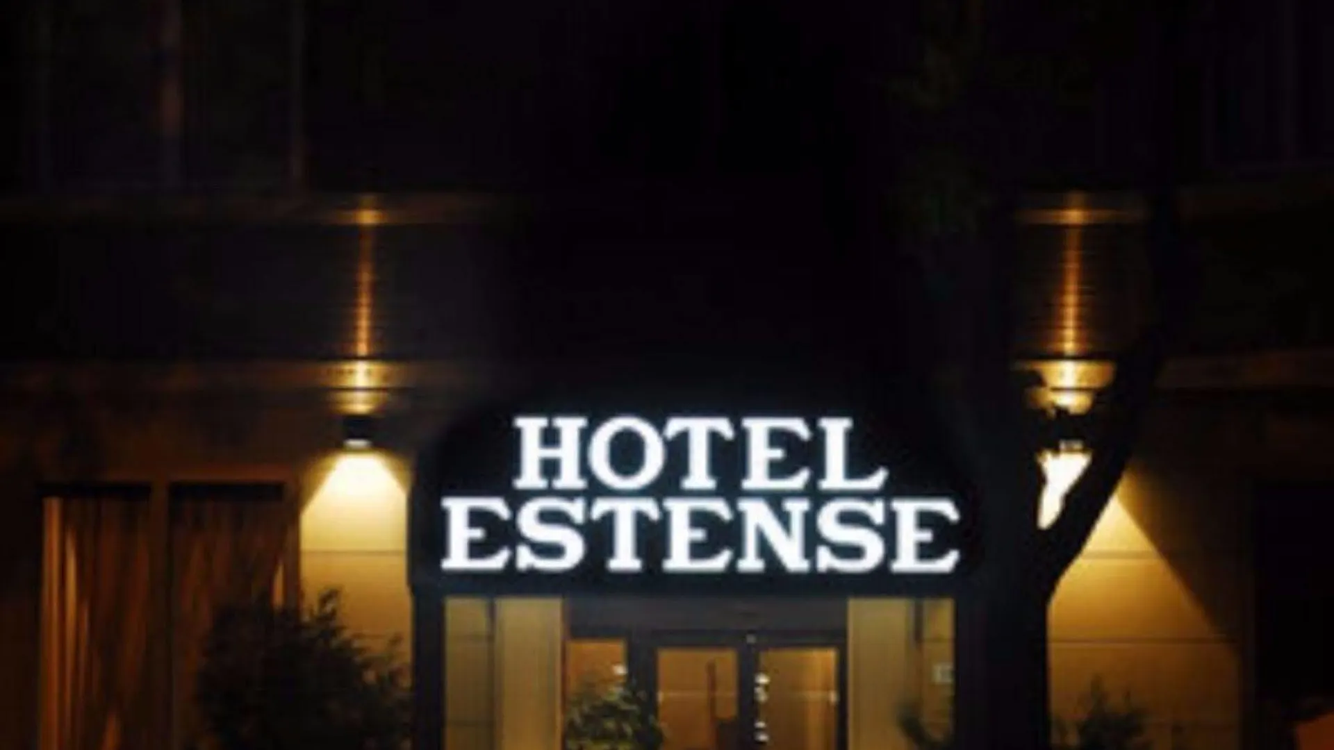 Hotel Estense Modena 3*,